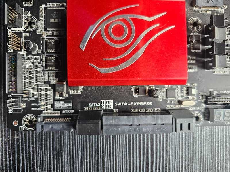 Gigabyte z97x gaming 7 , i7 4790k