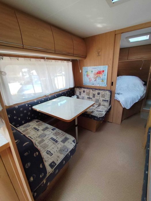Bürstner 720 TK Ventana Trailer Caravan – 3 Bedrooms