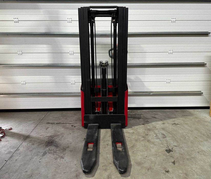 Empilhador Elétrico LOC A12TLL42 – 1200kg – 4,20m – Bateria Nova