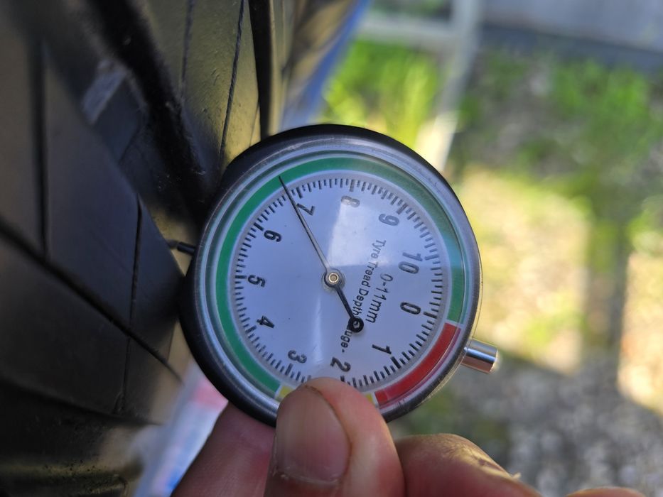 Шини 215.50.18 Bridgestone 2024р.в. 6.8мм