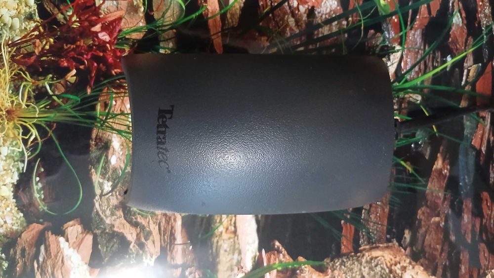 Акваріумний компресор Tetratec APS 50 виробництва компанії Tetra.