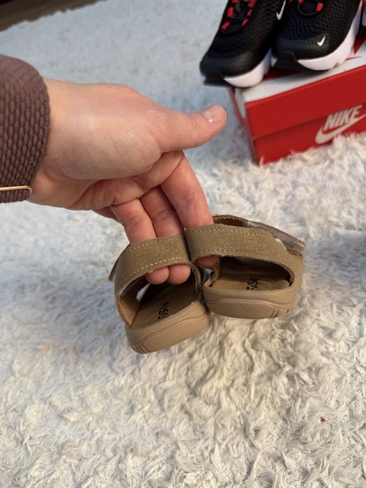 Босоніжки сандалії дитячі 13см 21р