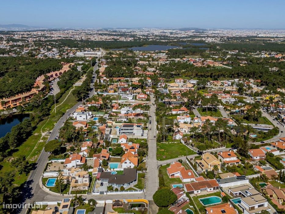Terreno para construção na Verdizela, Seixal, com privacidade e exp...