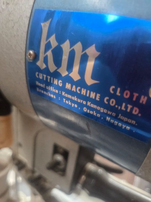 Máquina de corte de tecidos