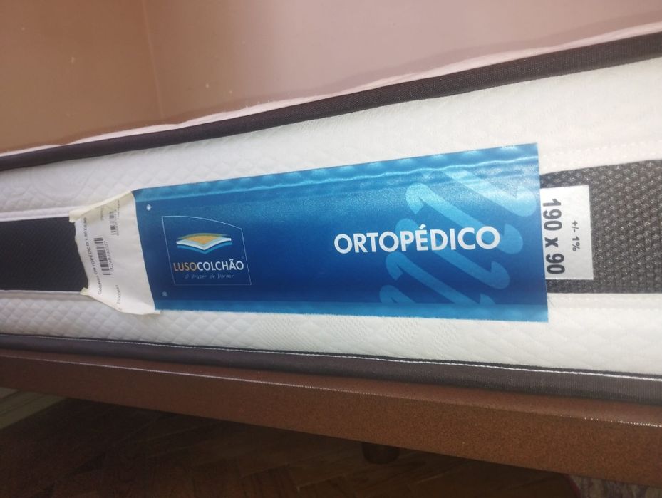 Mobiliário robusto