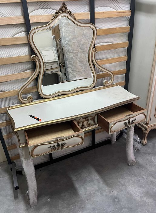 Conjunto Completo de Quarto Vintage Estilo Francês / Provençal