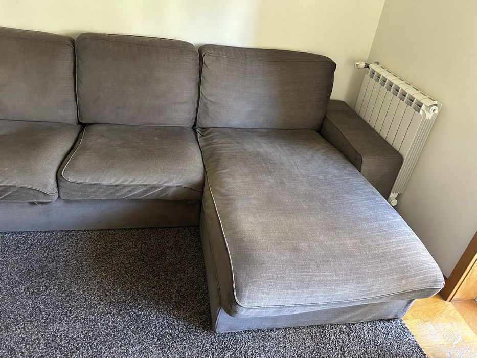 Sofá Kivik 4 lugares c/ chaise longue
