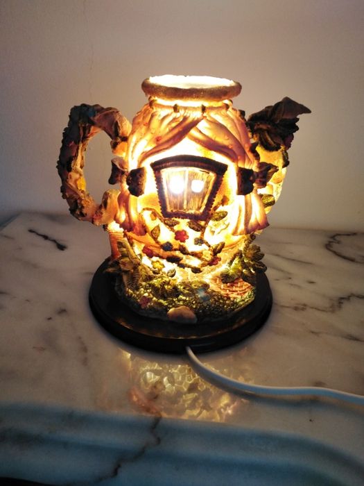 Candeeiro em Forma de Bule