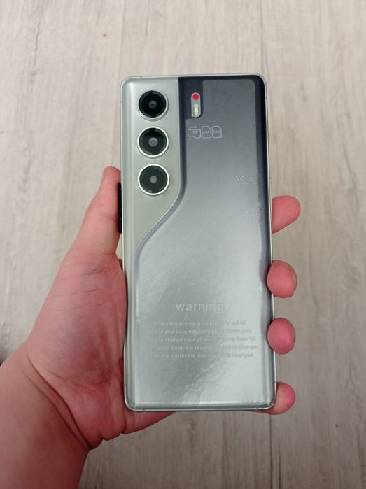 Продам Techno camon 40 pro