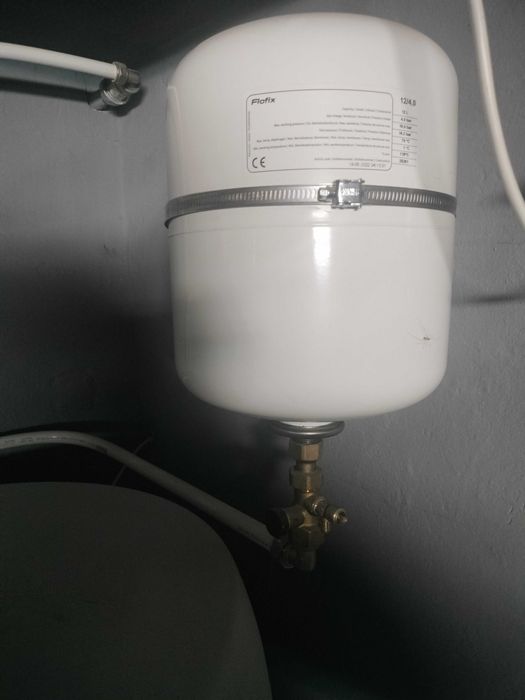 Naczynie przeponowe Flofix 12l