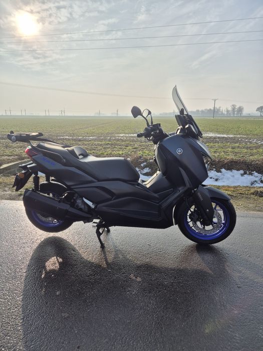 Yamaha xmax x-max 300 transport 2023 forza tmax burgman