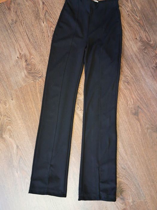 Штани жіночі XS BERSHKA