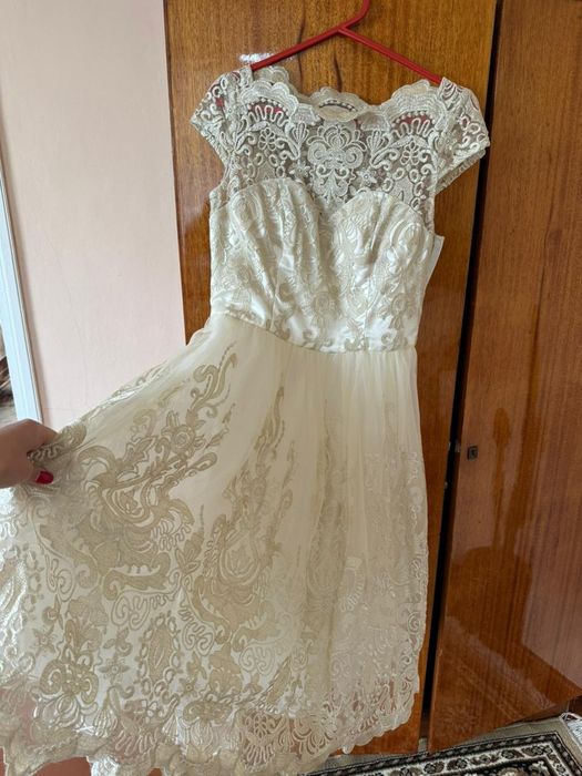 Вечірнє-випускне плаття разом з підборами (можливий продаж окремо)