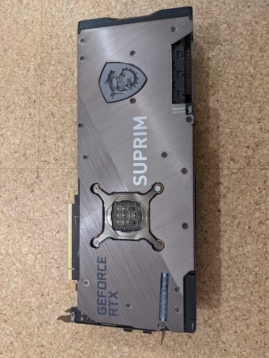 MSI RTX 3090 suprim z 24GB FV