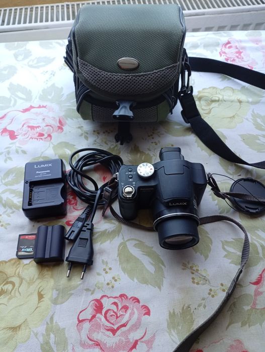 Aparat Lumix DMC-FZ8