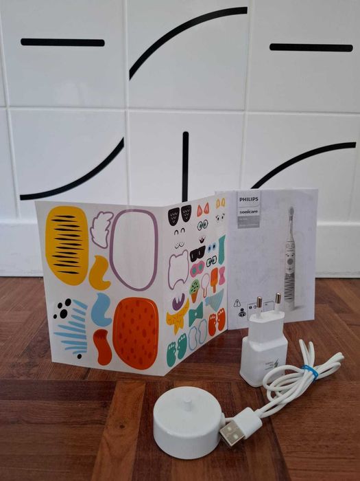 Escova de Dentes Elétrica Philips Sonicare - Infantil | SEM USO!!!