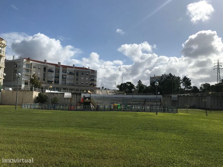 Terreno p/ Construção em Altura/Loteamento já Infraestruturado/Quin...