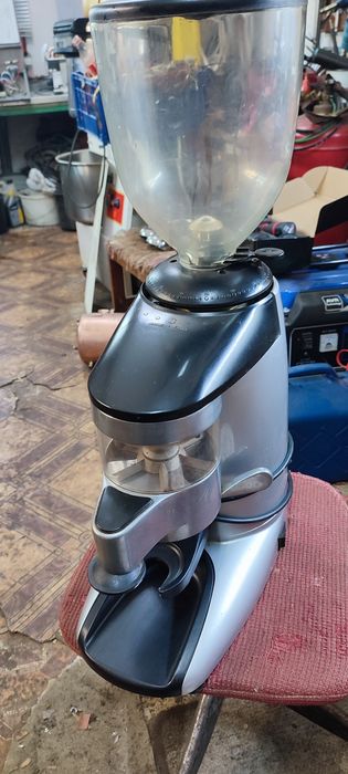 Кавомолка професійна бункерна