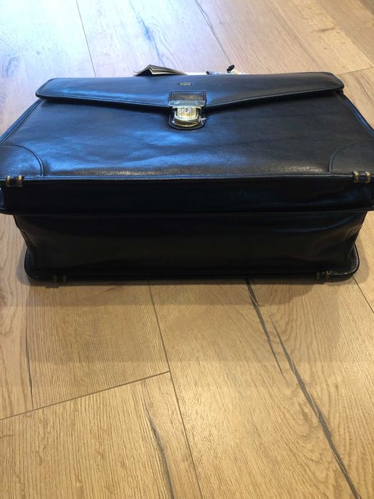 Wittchen - teczka skórzana z trójkątną klapą | kolekcja Arizona