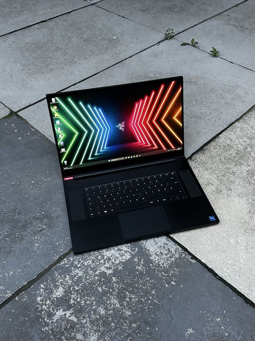 RAZER BLADE, 17 RTX 3060, 320HZ