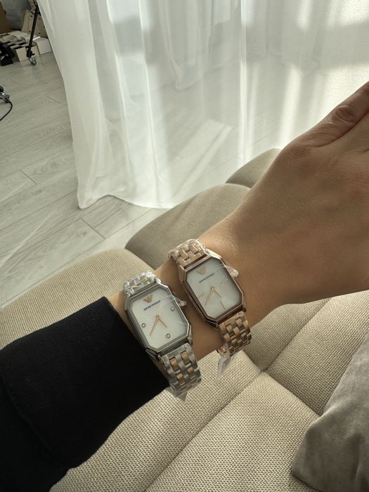 Годинник жіночий Emporio Armani ar11146 та ar11147