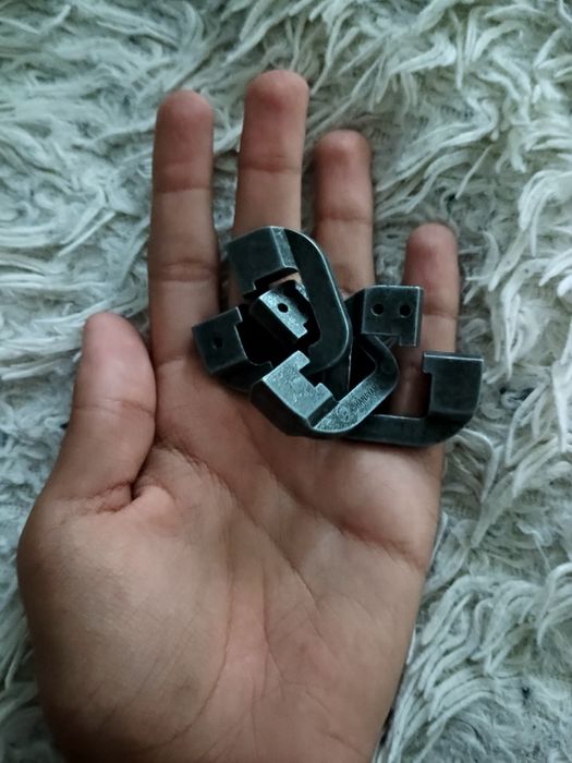 Одна із сама найскладніших головоломок у світі залізна