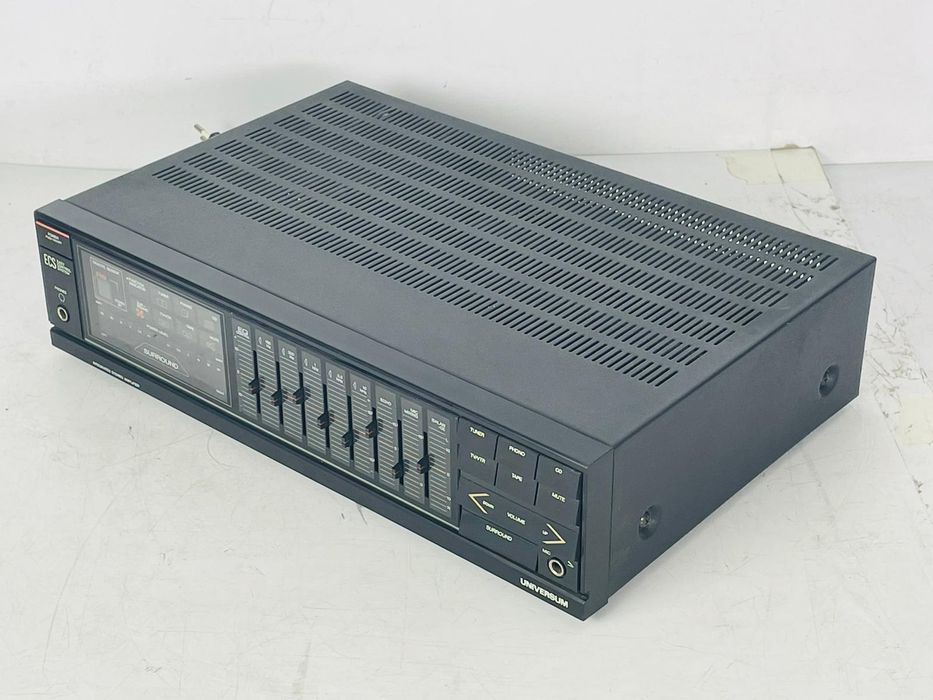 Wzmacniacz z korektorem Universum V4682 2x50W 8ohm Niemiecki