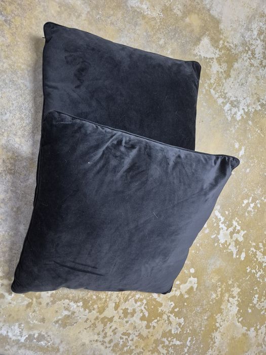 2 almofadas pretas veludo grandes