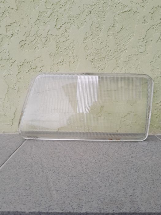 Скло фари стекло Audi80B4 Audi90B4 Ауді80Б4 Авді80Б4