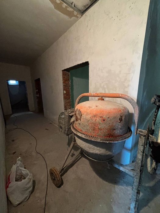 Продаю Бетономішалку 140л