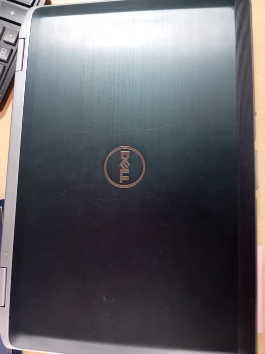 Laptop DELL Latitiude E6420 z SSD plus torba