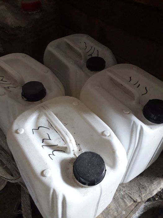 Борная, янтарная, бурштинова, лімонна, ортофосфорная и азотная кислоты