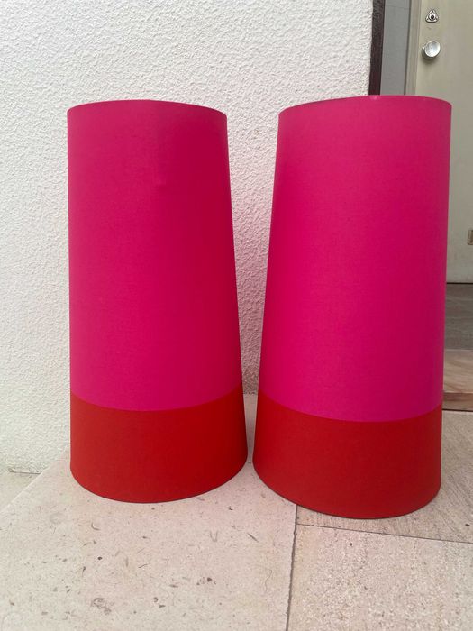 2 Cadeeiros Ikea rosa436547134497105922