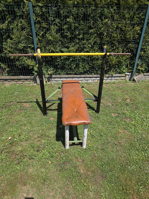 Ławeczka do ćwiczeń.