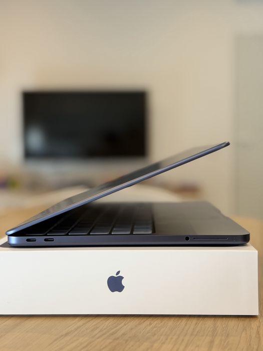 MacBook Neo 13” A18 Pro 8/256 GB, Indigo.