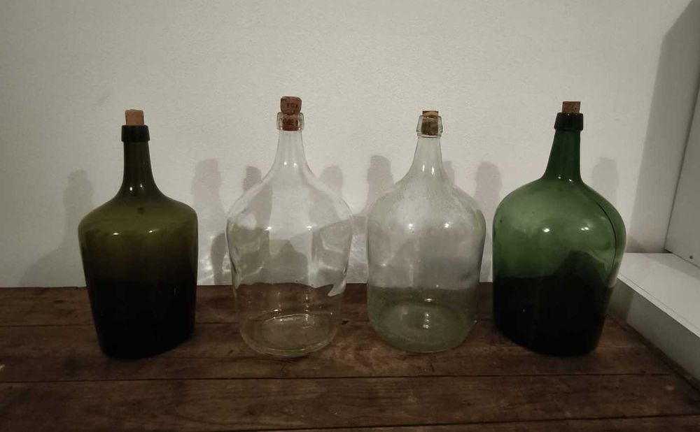 Garrafões em Vidro sem Invólucro