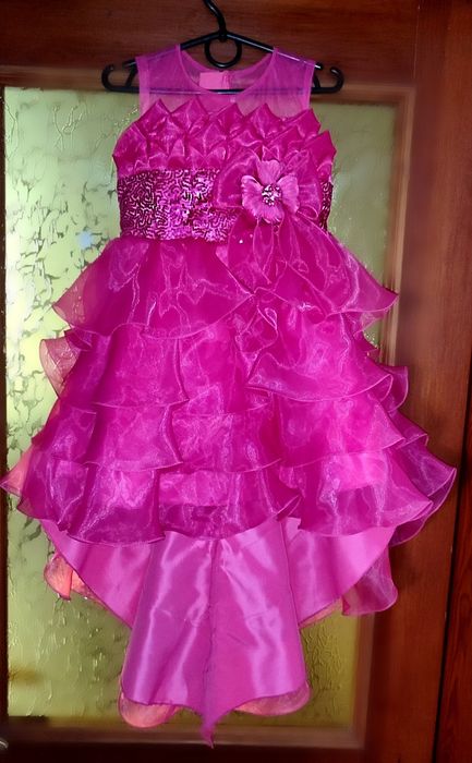Сукня святкова,пишна для принцеси,плаття  "Барбі" - 120 р.