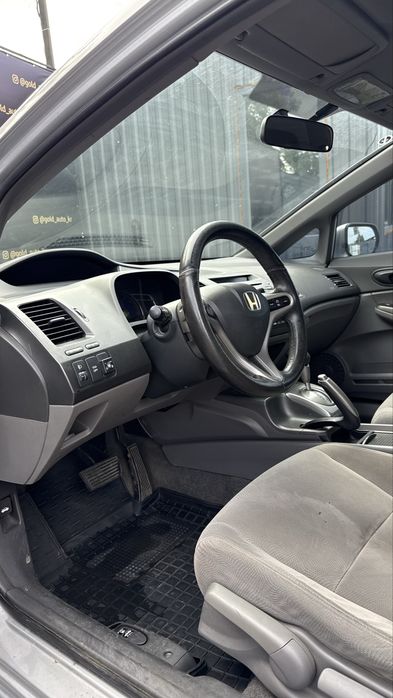 Honda Civic 1,8 gaz/benz