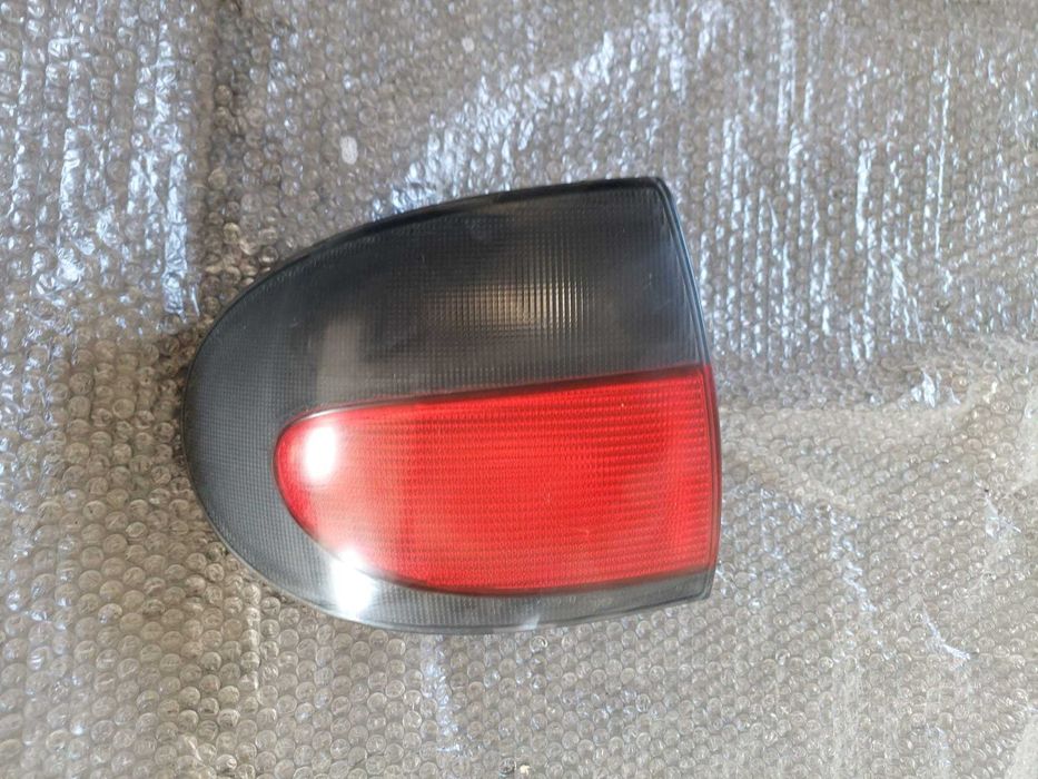 farolim traz esq Renault megane classic
