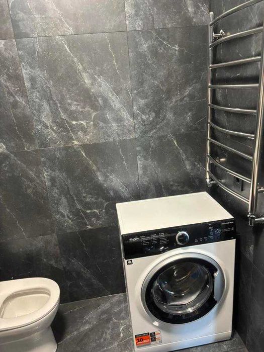 Продаж 1 к квартири з ремонтом, ЦЕНТР