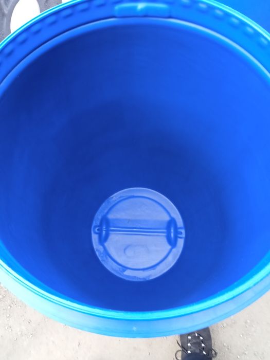 бочка синяя б/у 120/150/200л еврокуб все в наличии