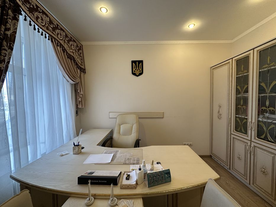 Фасадное помещение на проспекте