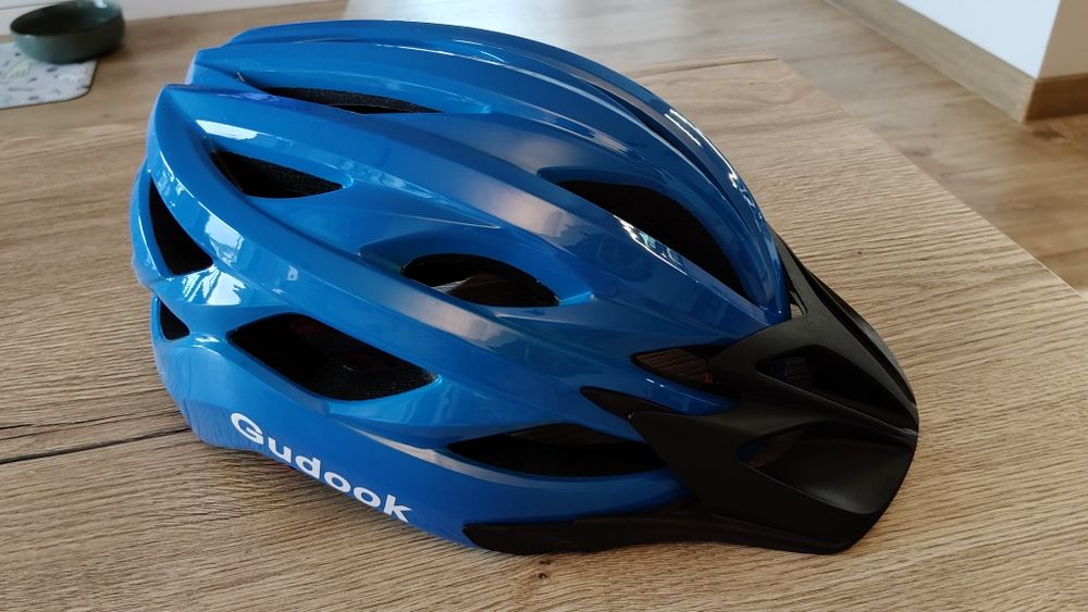 Kask rowerowy, rozmiar L.