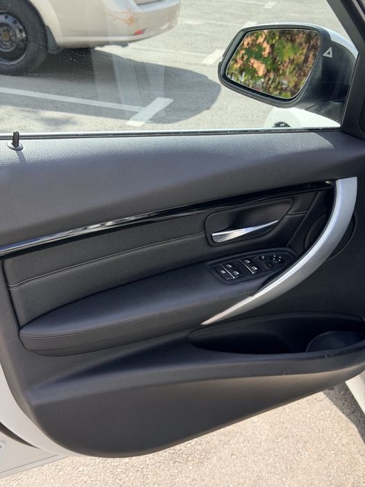 BMW 3 Series 2016 VIN WBA8E1C56HK479846 фото оголошення 15 з 24