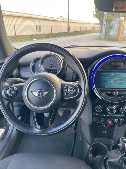 Mini Cooper D 1.5 diesel full extras