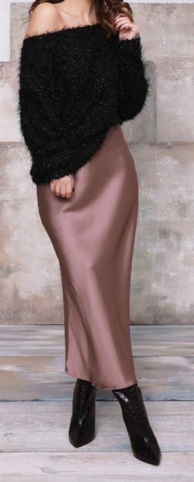 Шовкова спідниця