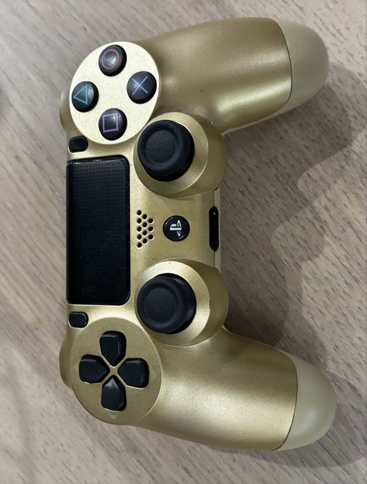 Joystick playstation4 złoty