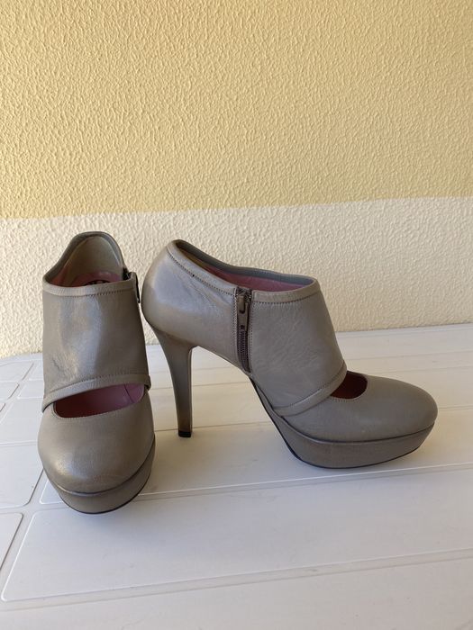 Sapatos de salto alto compensados Fornarina