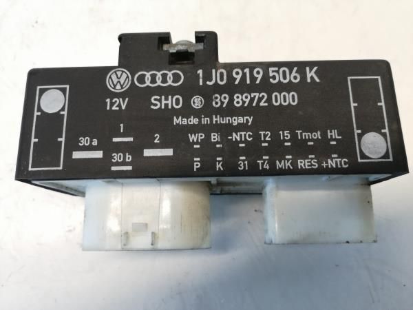 Botão / interruptor electromecânico / relé VOLKSWAGEN Golf IV (1J1)