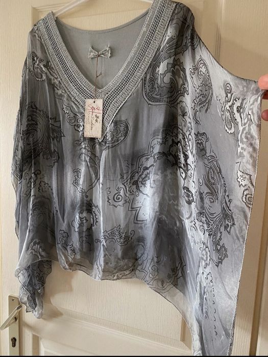 Blusa em seda e viscose